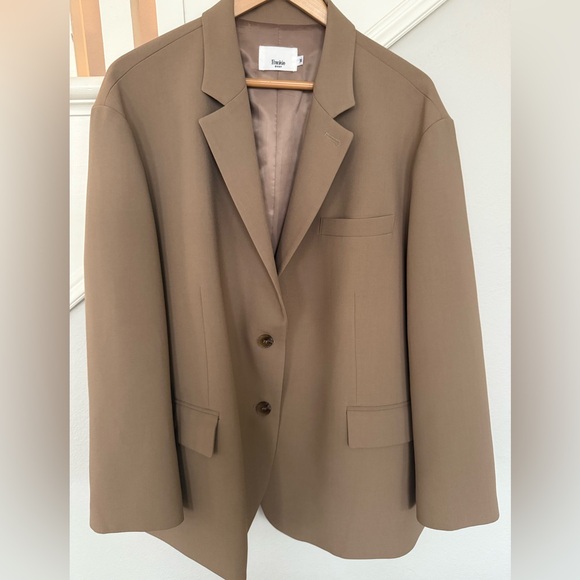 The Frankie Shop Bea Blazer sz M Latte $385 - Picture 2 of 6